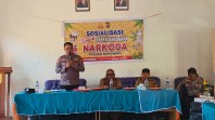 Polsek Kemuning Gelar Sosialisasi Pencegahan Penyalahgunaan Narkoba di Desa Air Balui