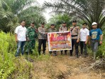 Bhabinkamtibmas Polsek Pelangiran Intensifkan Patroli Cegah Karhutla di PT. BNS