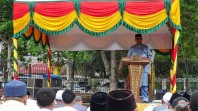 Galeri Sekda Inhil Menghadiri Sholat Idul Fitri 1447 H di Lapangan Gajah Mada