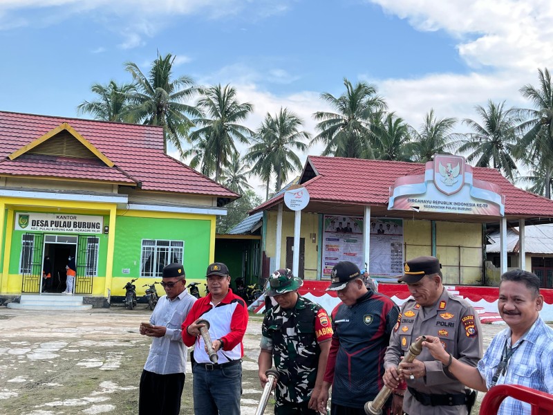 Dukung Inhil Bebas Asap, Kapolsek Pulau Burung Gelar Apel Penanggulangan Karhutla