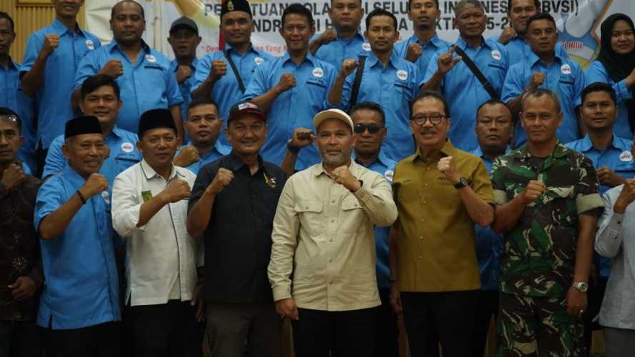 Ketua Komisi IV DPRD Inhil Hadiri Pelantikan dan Pengukuhan Pengurus PBVSI Inhil Masa Bakti 2025–2029