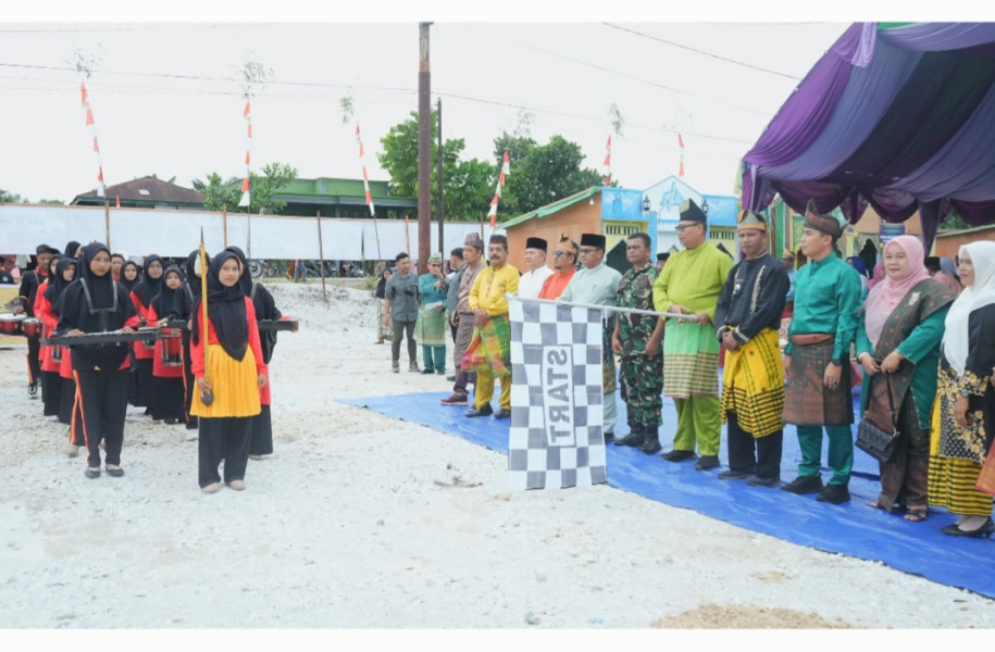 Mewakili Pj.Bupati, Plh.Sekda Lepas Pawai Ta’ruf dan Bazar MTQ Ke-XIX Tingkat Kecamatan Kempas