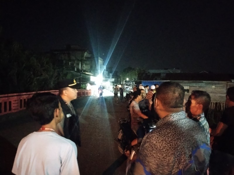Hingga 10 Warga Terluka, Polsek Tembilahan Gelar Patroli Gabungan Kejar Monyet Liar di Parit 13 Tembilahan Hilir