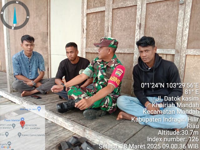 Babinsa Sertu Mistar Ajak Warga Jaga Harmoni dan Kamtibmas di Bulan Ramadhan