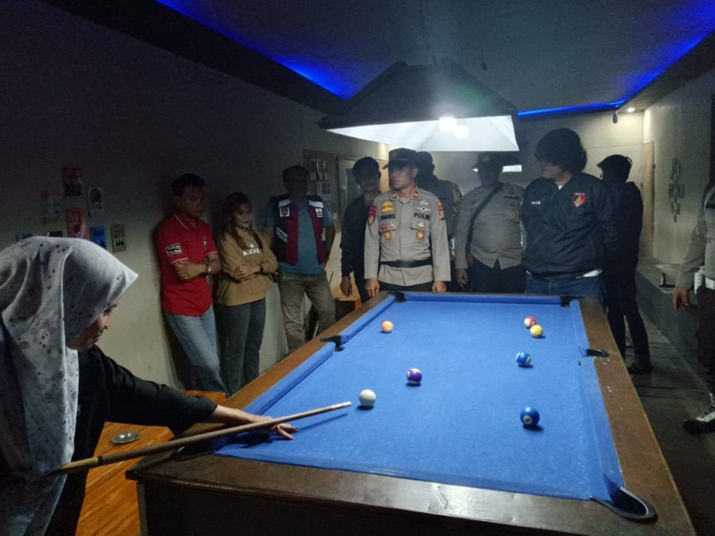 Polsek Enok Perkuat Kehadiran Polri di Tengah Masyarakat Melalui Patroli Humanis KRYD