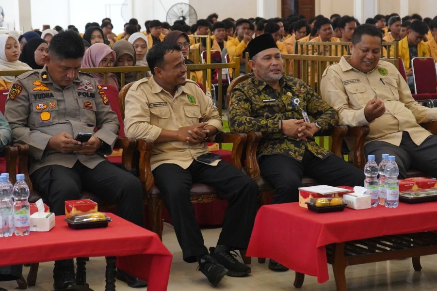 Bupati Inhil Lepas Ratusan Mahasiswa KKN UNISI, Tekankan Peran Strategis Dukung Penataan Pertanahan