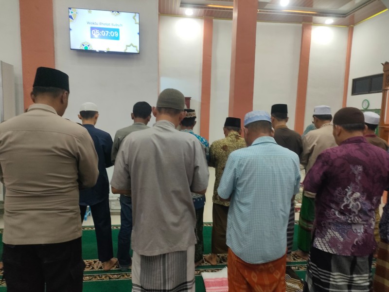 Tak Hanya Tugas Operasional, Polsek Pulau Burung Juga Aktif Galakkan Kegiatan Religi untuk Warga