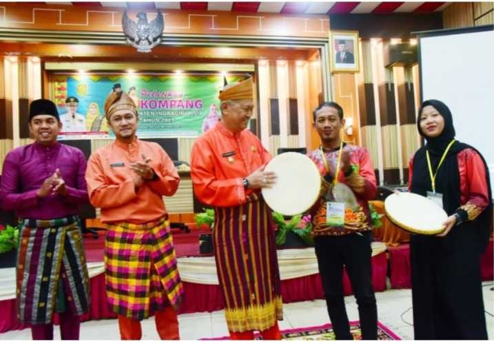 Lestarikan Budaya Nasional, Wabup Inhil H.Syamsuddin Uti Buka Pelatihan Kompang