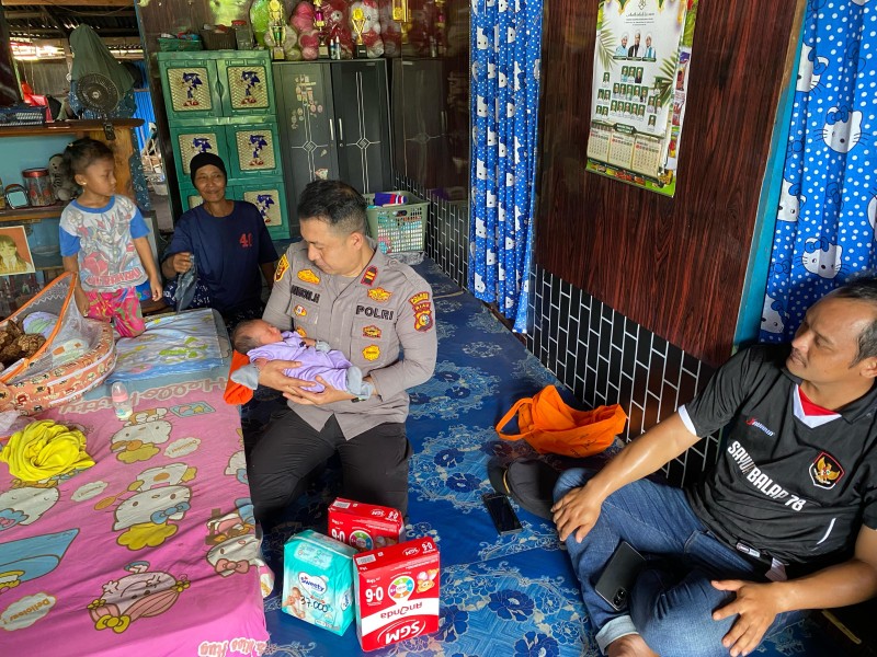 Kapolsek Pelangiran Akan Memberikan Perlindungan Hukum Terhadap Bayi Mungil  yang di Telantarkan