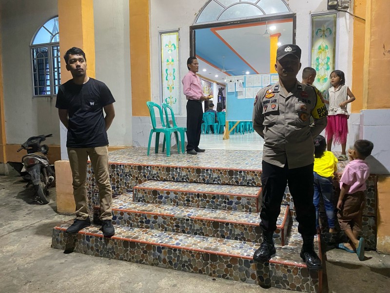 Kapolsek Pulau Burung Mengapresiasi Personilnya dalam Pengamanan Puncak Ibadah Paskah