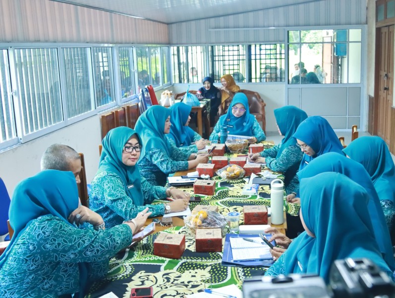 Ketua TP PKK Inhil, Katerina Susanti, Ikuti Sosialisasi Hasil Rakernas X PKK Tahun 2025