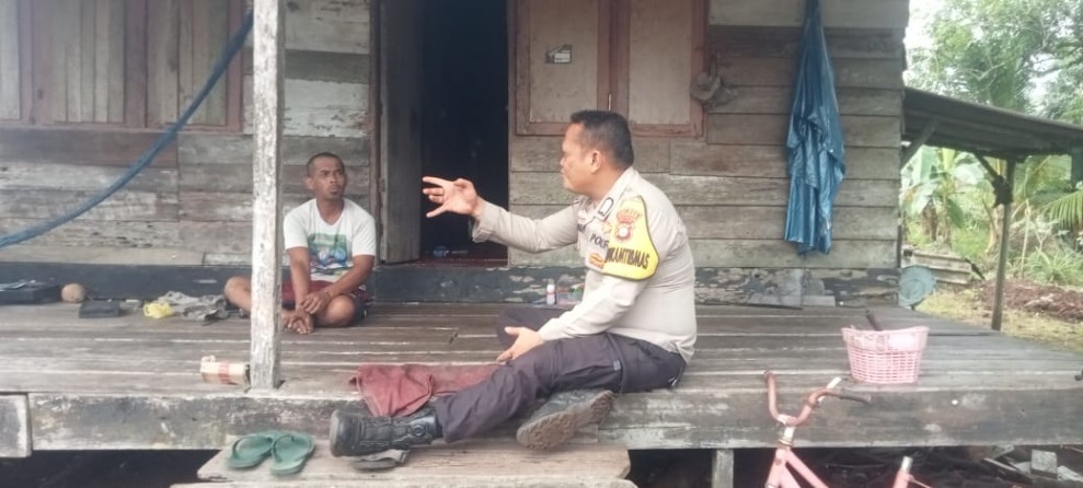 Wujudkan Partisipasi Masyarakat dalam Kamtibmas,Bhabinkamtibmas Polsek Pulau Burung Laksanakan Giat Door To Door System