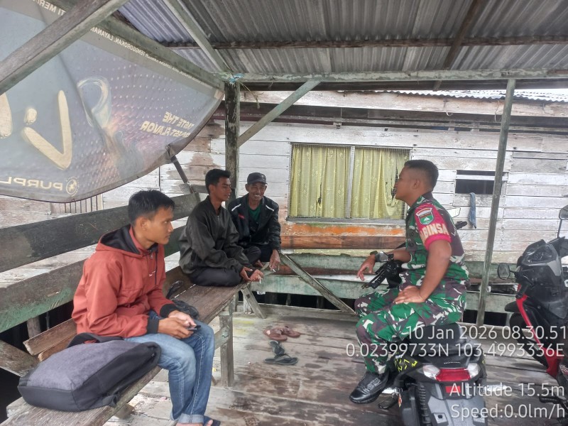 Babinsa Mandah membangun kemanunggalan TNI–Rakyat