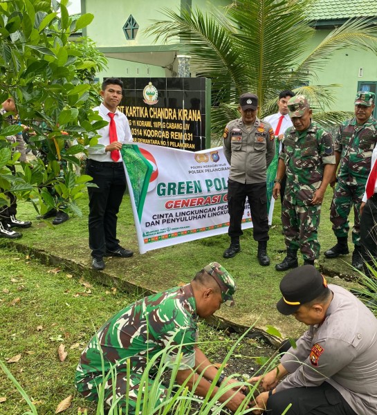 Polsek Pelangiran Gelar Demo Program Green Policing di Koramil, Kapolsek: “Ini Komitmen Kita untuk Masa Depan Lingkungan”