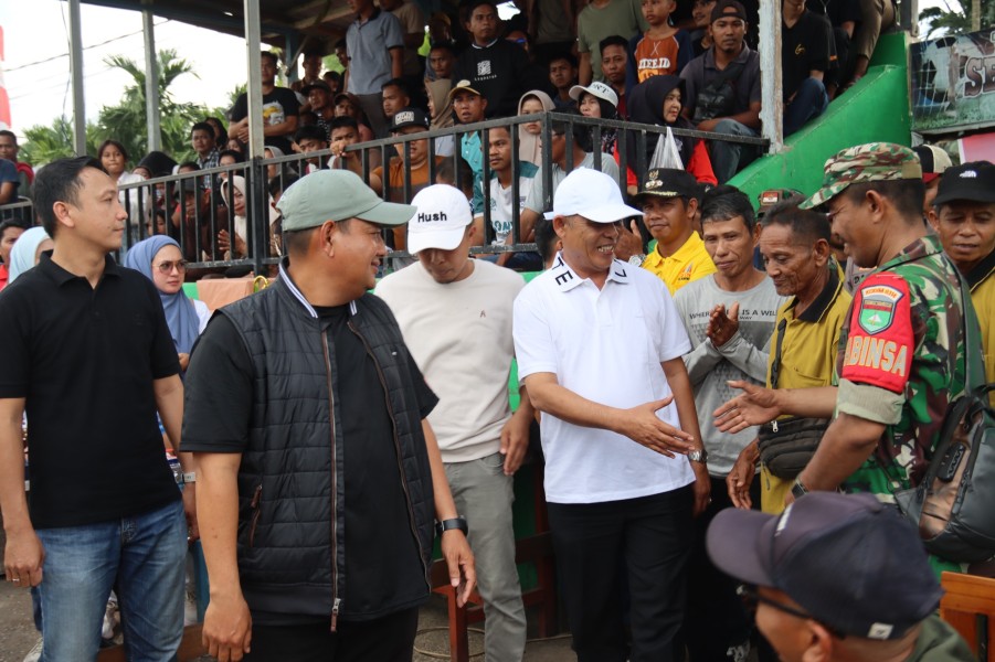Bupati Indragiri Hilir Hadiri Penutupan Turnamen Sepakbola DPI Cup V Tahun 2025