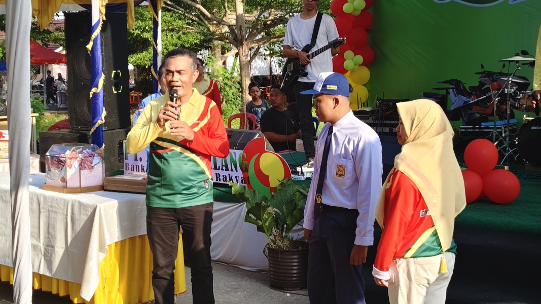 Kejutan HUT ke-28 BPR Gemilang Perseroda, Nasabah Setia Bawa Pulang Motor hingga Laptop Impian