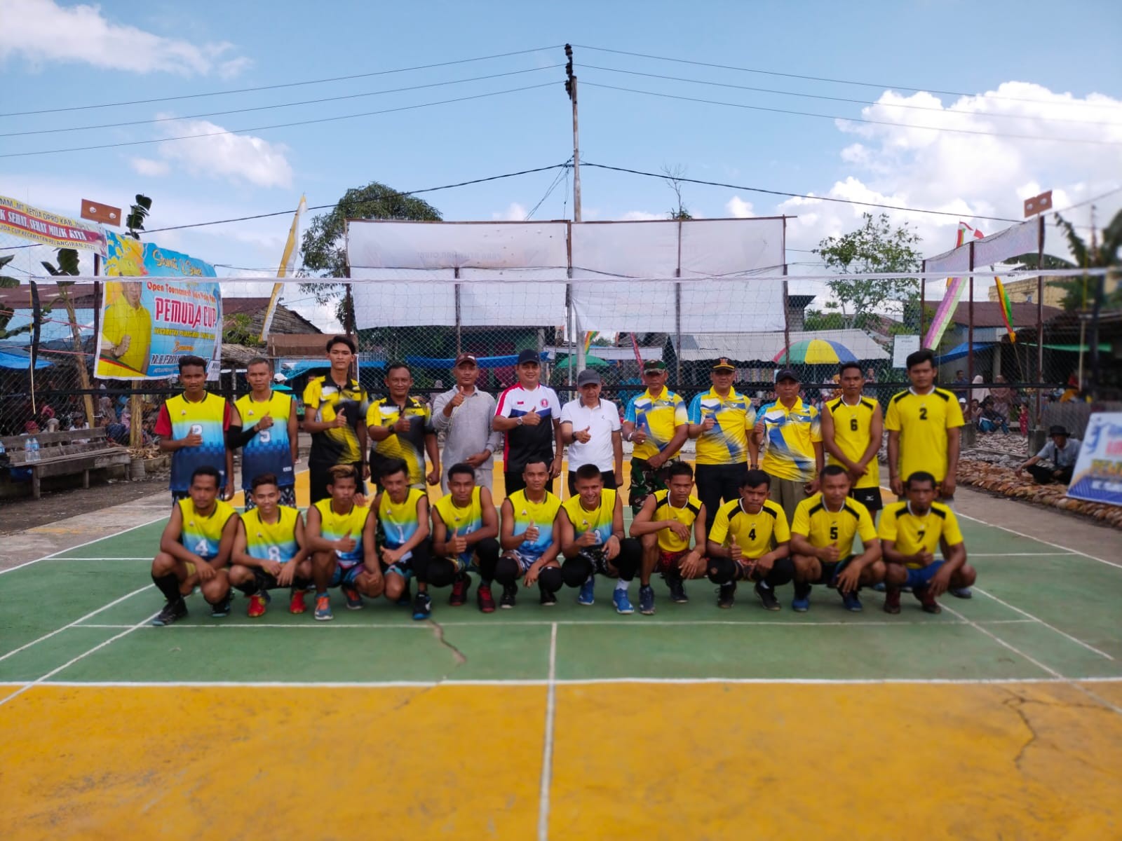 Buka Turnamen Volly Ball Pemuda Cup, Ferryandi Siap Dukung Penuh  Olahraga Inhil