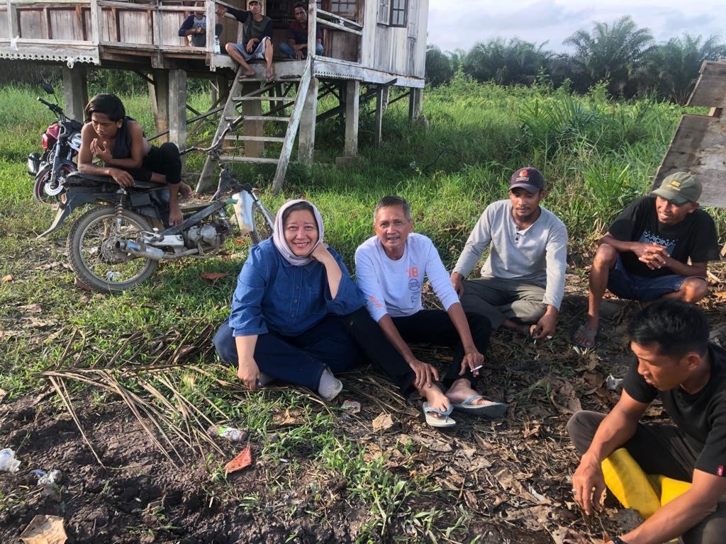 Tanpa Pamrih Siti Aisyah Berjuang Dengan Masyarakat Payarumbai Rebut Lahan Yang Ditanam PT Tugu Palm