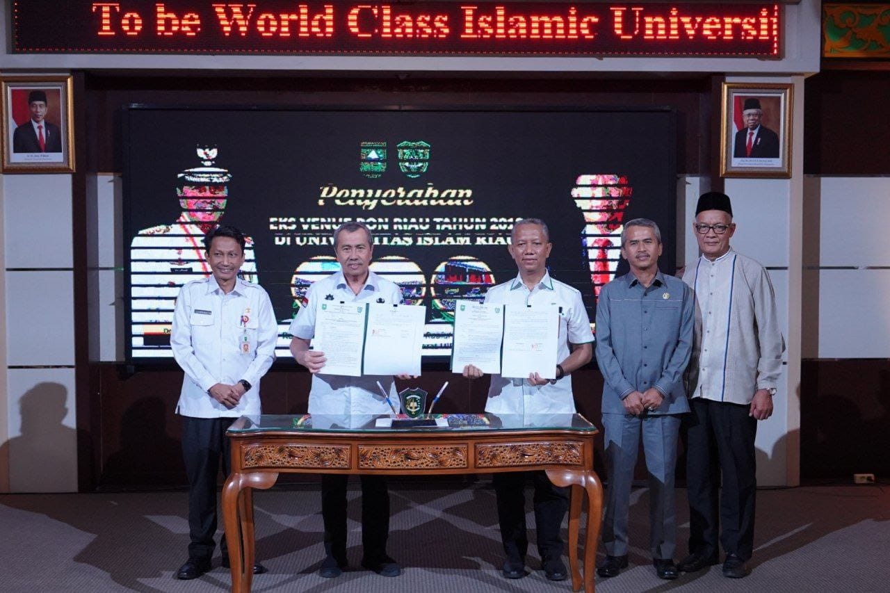 Pemprov Riau Hibahkan Tiga Unit Eks Venue Kepada UIR