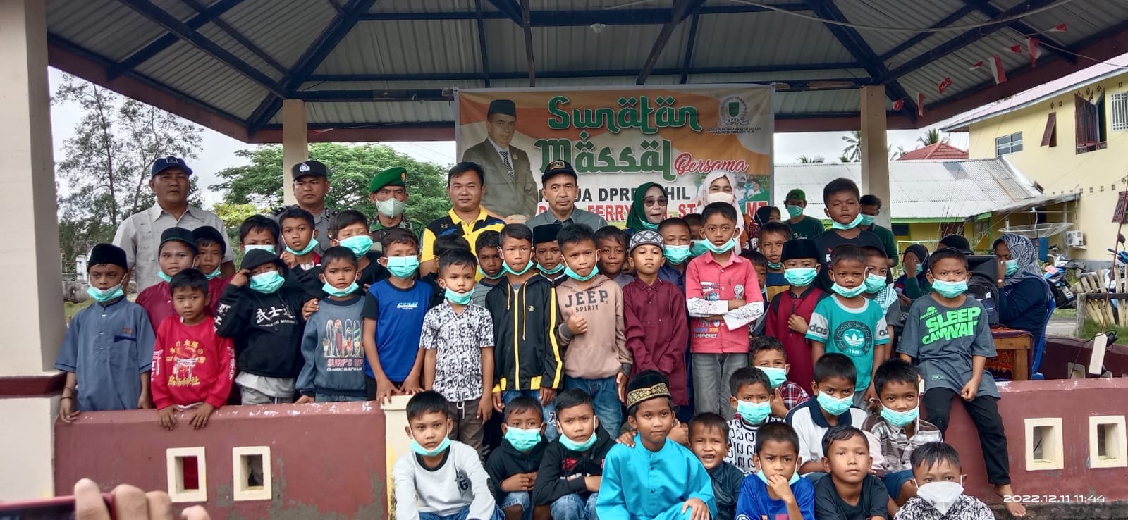 Khitanan Massal di Mandah, Ketua DPRD Berharap Segera Tumbuh Besar Dan Sehat Serta Semakin Rajin Beribadah