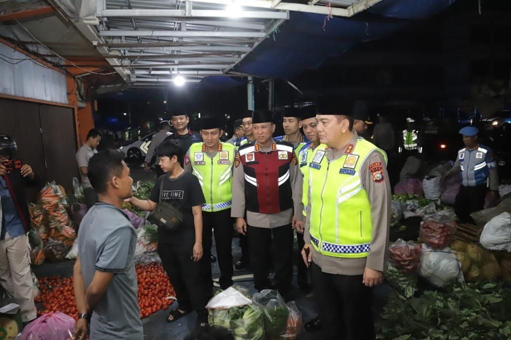 Pastikan Kondisi Masyarakat Aman, Kapolda Riau Irjen Moh Iqbal Turun Langsung Pimpin Patroli Sekala Besar