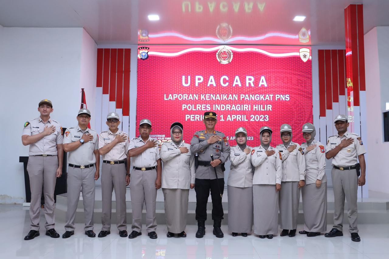 Polres Inhil Gelar Upacara Kenaikan Pangkat PNS Anggota