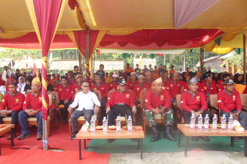 Bupati Inhil H. Muhammad Wardan Resmikan Desa Sungai Intan Sebagai Salah Satu Kampung Pancasila di Kabupaten Inhil