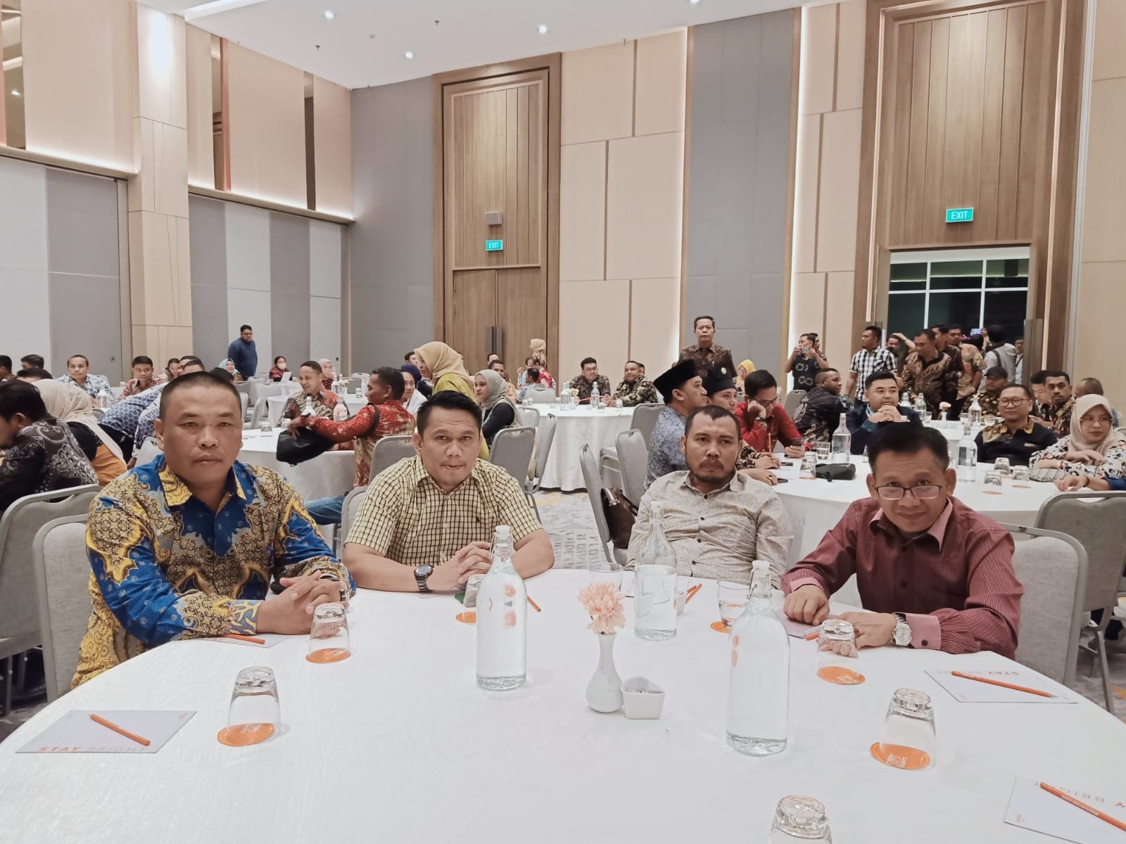 ANGGOTA BAWASLU INHIL IKUTI RAPAT KERJA TEKNIS PENYELESAIAN SENGKETA PROSES PEMILU ANTAR-PESERTA DALAM MENGHADAPI PEMILU TAHUN 2024